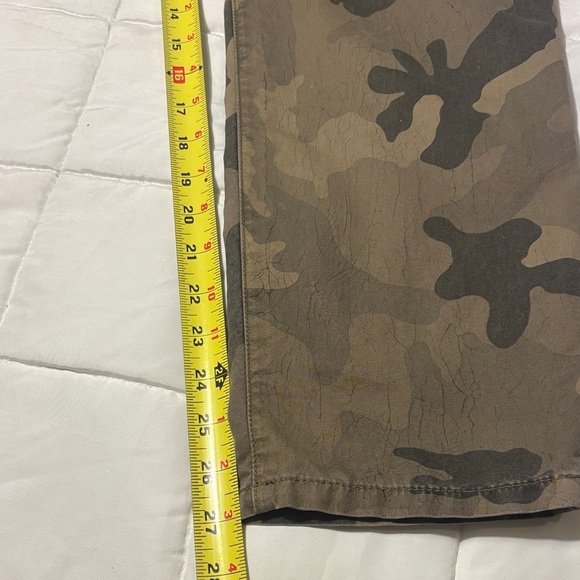 Joe's Dayna Camouflage Relaxed Slouch Boyfriend Fit Trousers Sz 29 - Picture 7 of 12